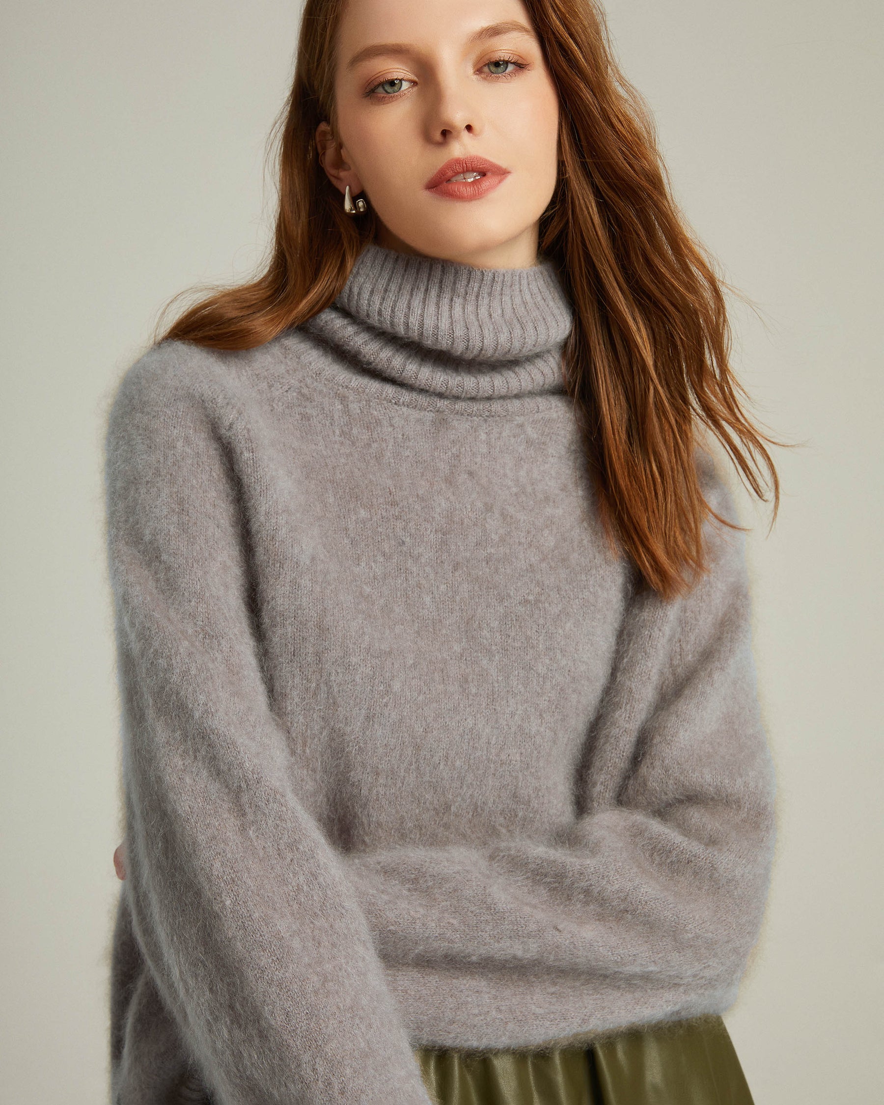 Bushed Cashmere Turtleneck Pullover Sweater