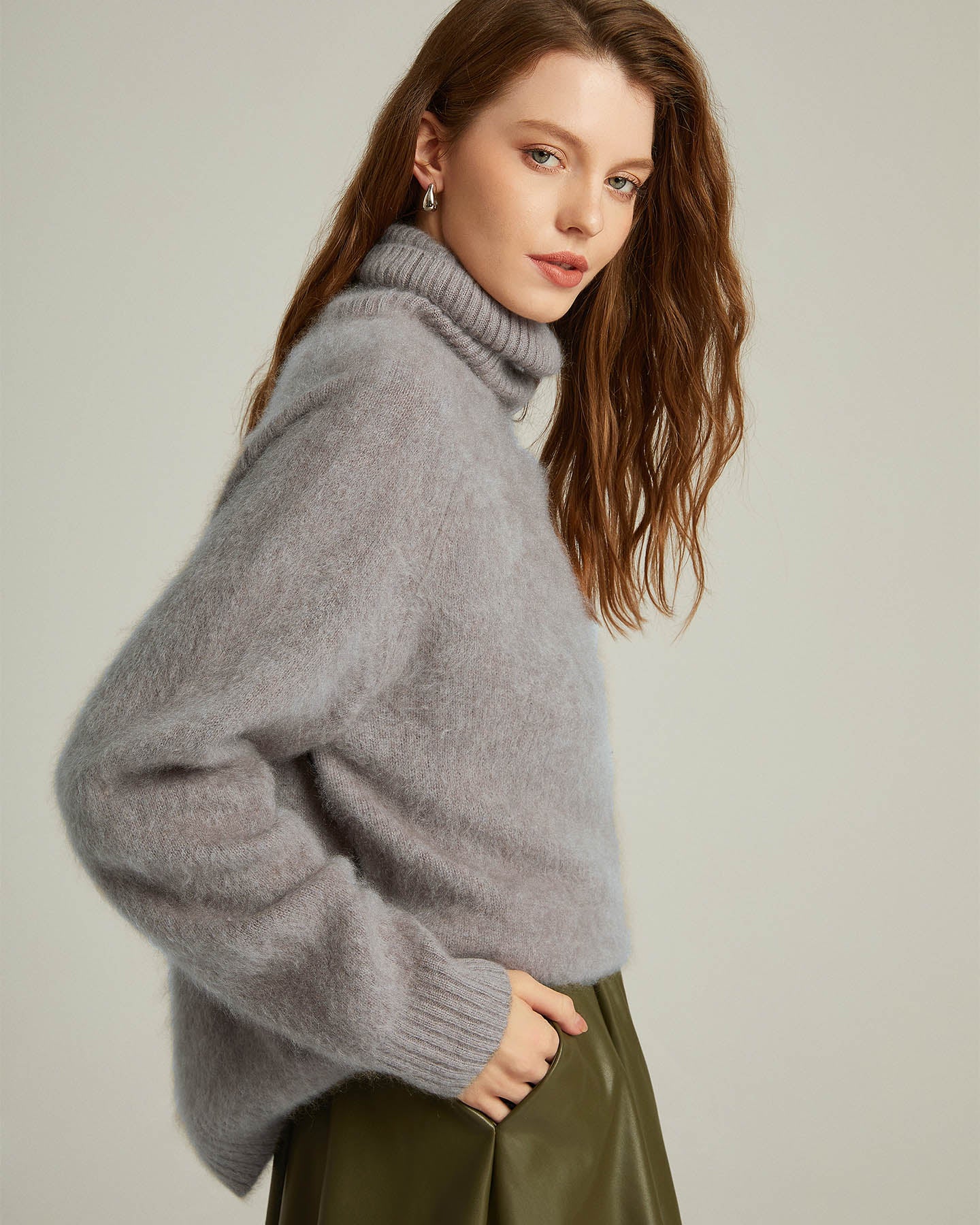 Bushed Cashmere Turtleneck Pullover Sweater