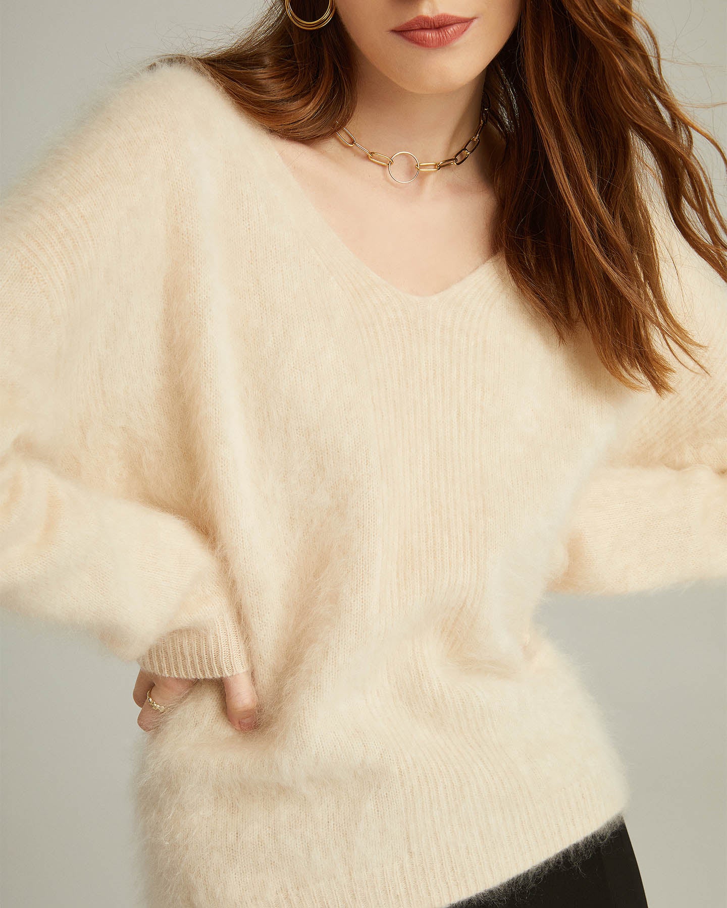 Thickened Brushed Cashmere V-neck Pullover Sweater