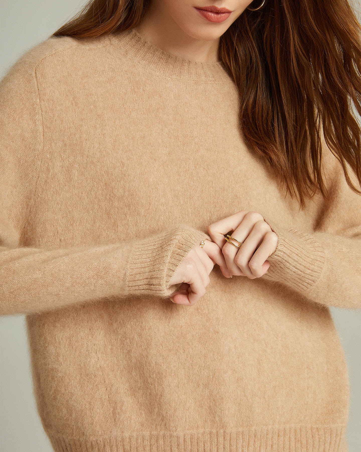 Round Neck Cashmere Pullover Sweater