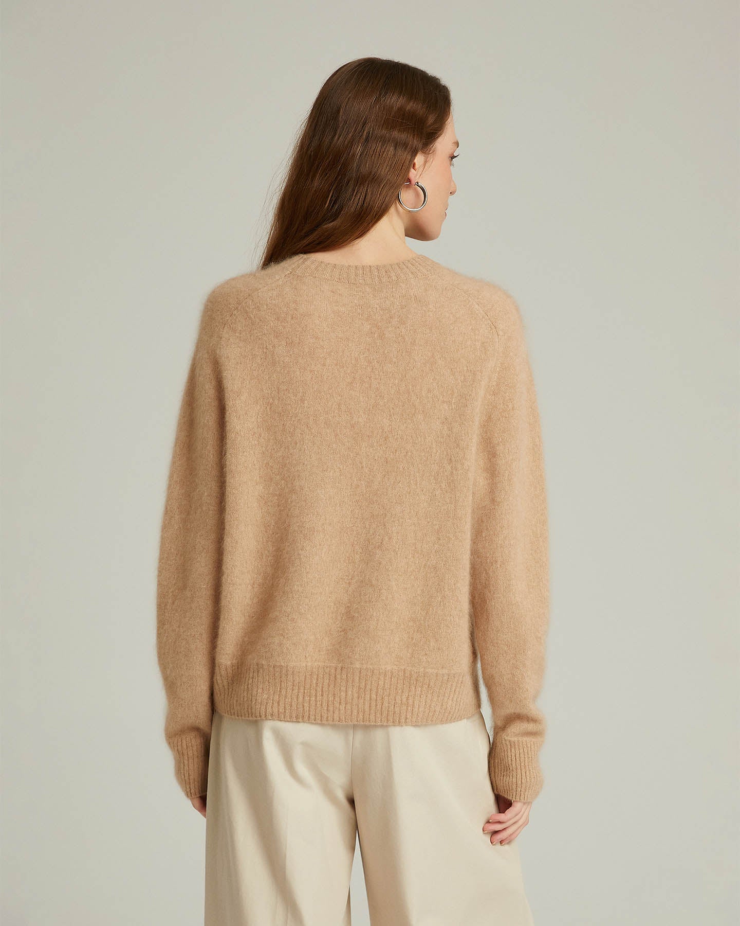 Round Neck Cashmere Pullover Sweater