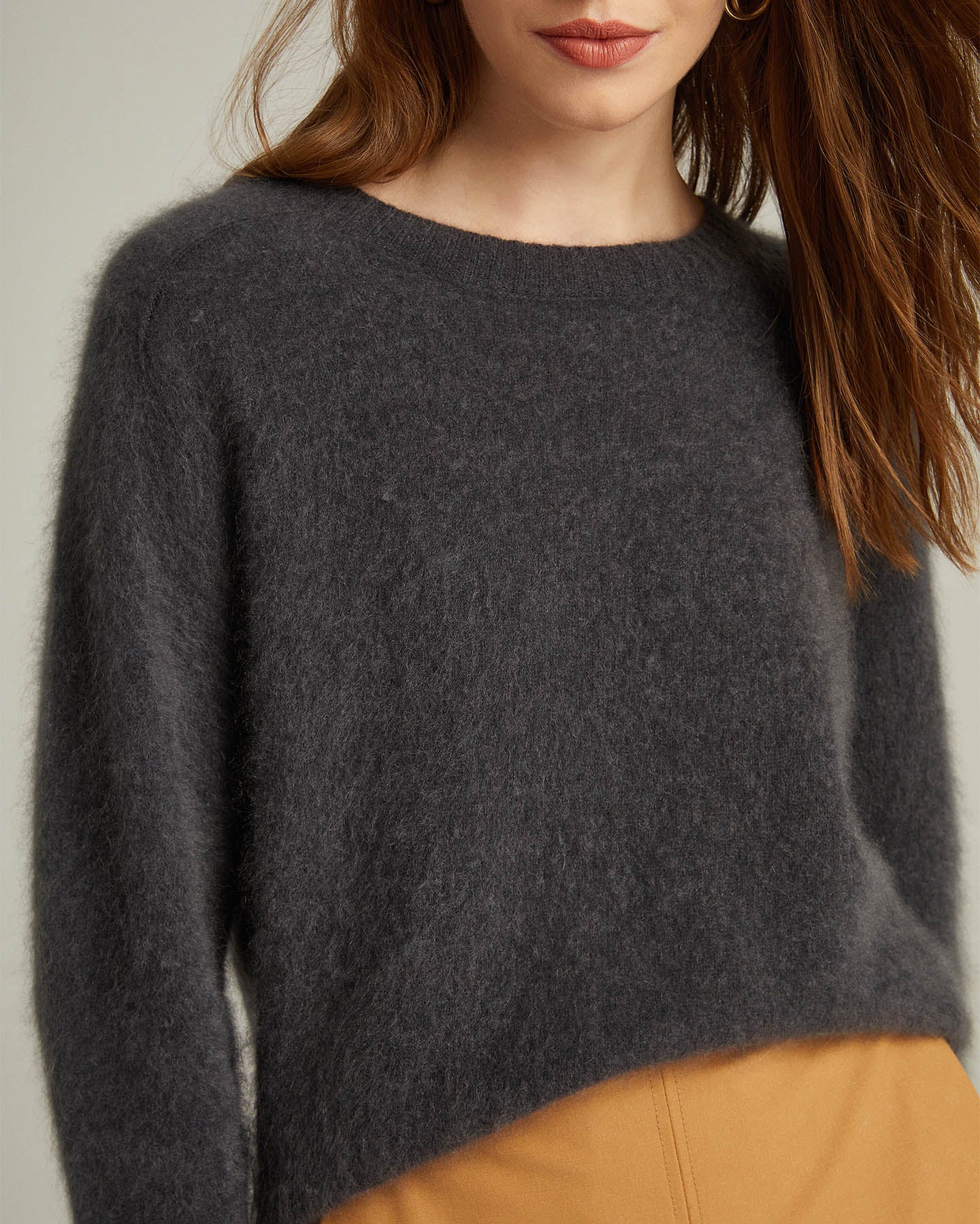 Round Neck Cashmere Pullover Sweater