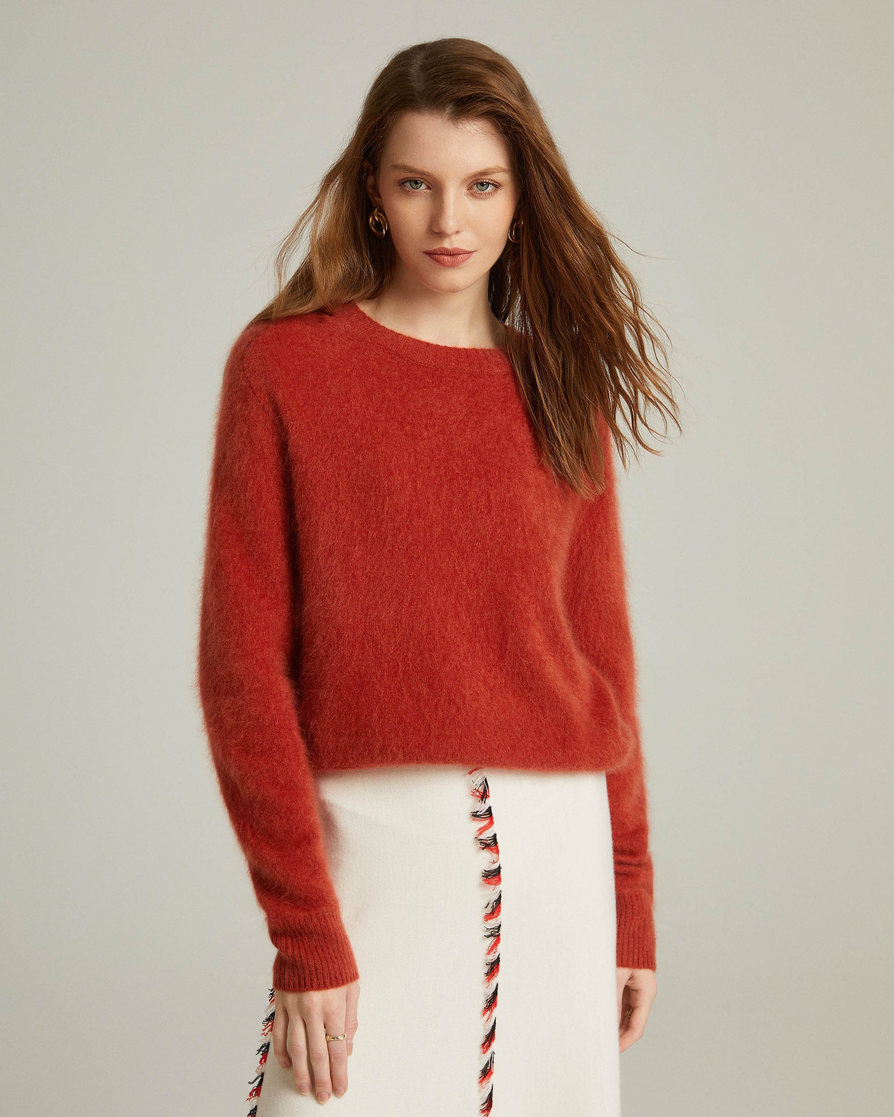 Round Neck Cashmere Pullover Sweater